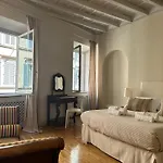 My Spanish Steps Apartment - 2 Bathrooms