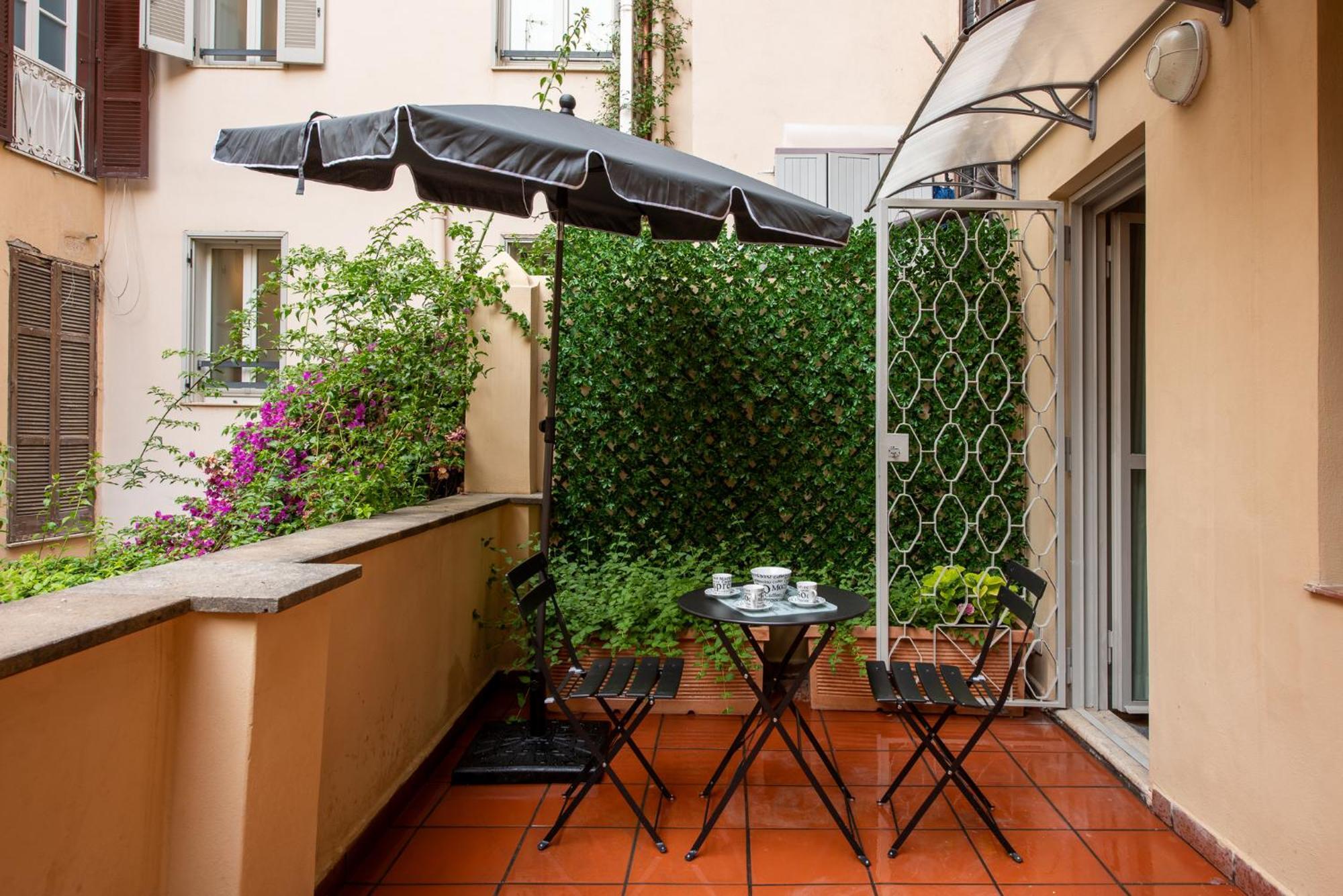 My Spanish Steps - 2 Bathrooms *